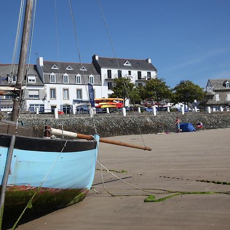 Hotel Du Port Locquirec Exterior photo